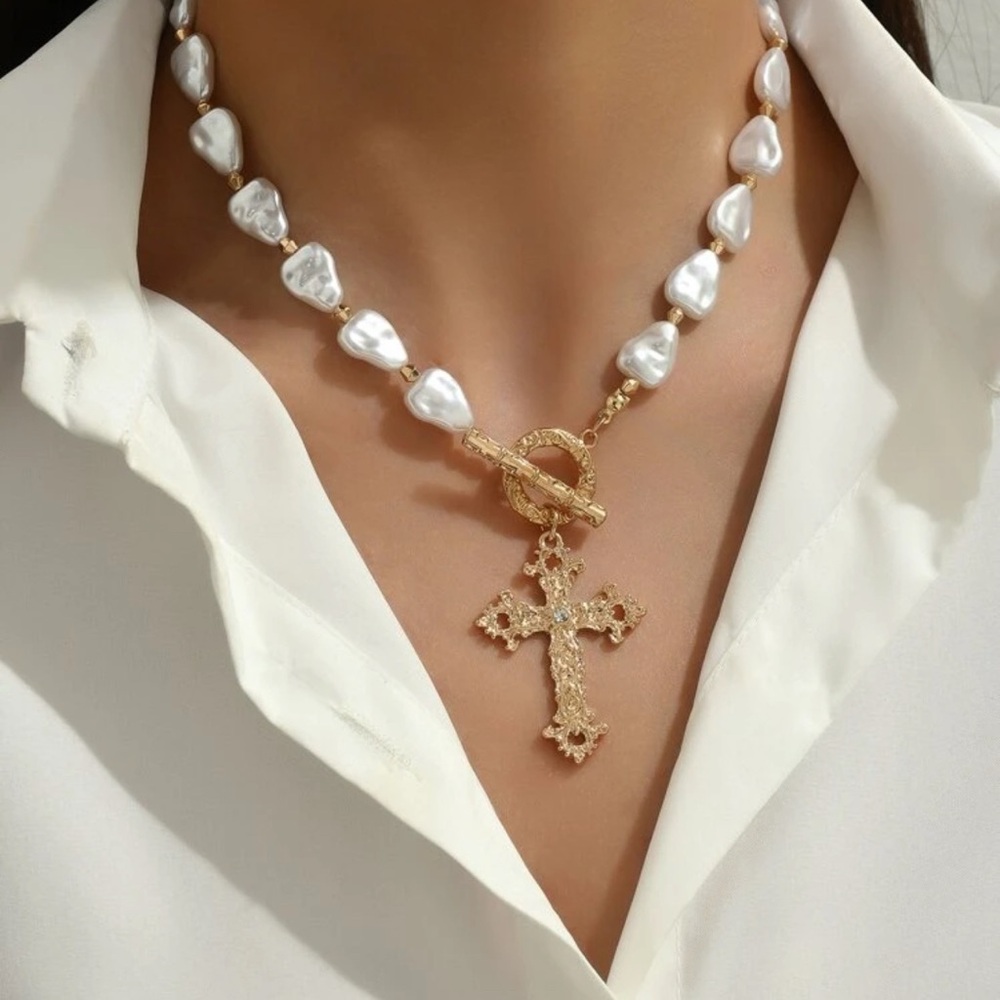 JADE NECKLACE - Picture 7 of 10